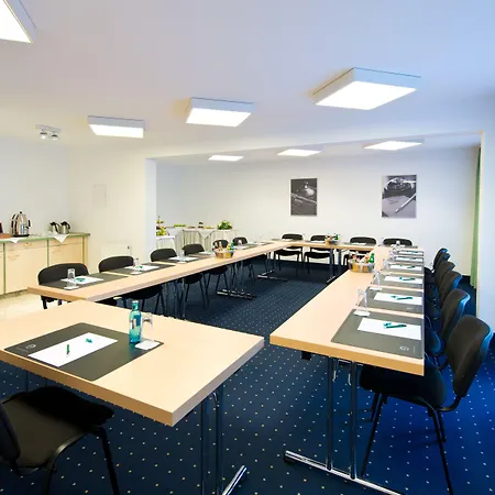 Achat Darmstadt Hotel 3*