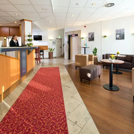 Achat Darmstadt Hotel 3*