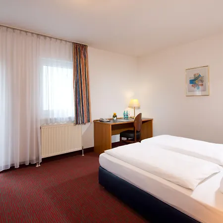 Achat Darmstadt Szálloda Griesheim