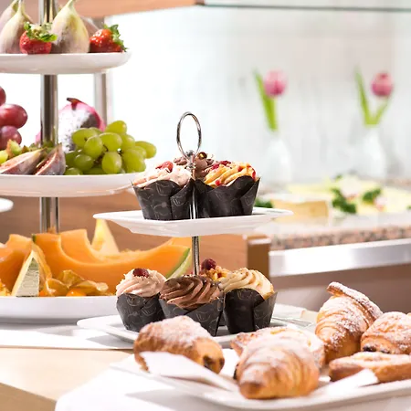 Achat Darmstadt Hotel 3*