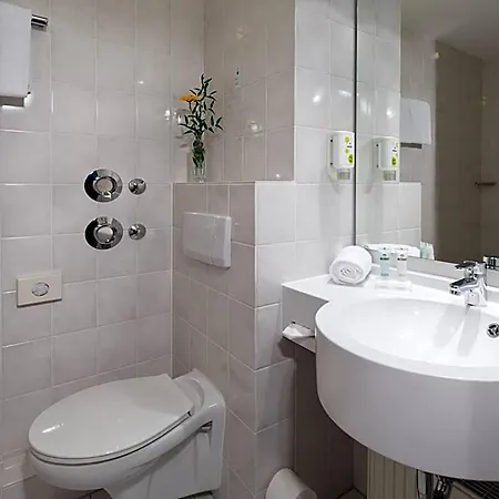 Hotel Achat Darmstadt 3*