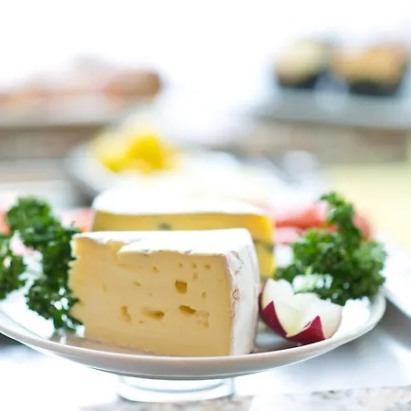 Achat Darmstadt Hotel 3*